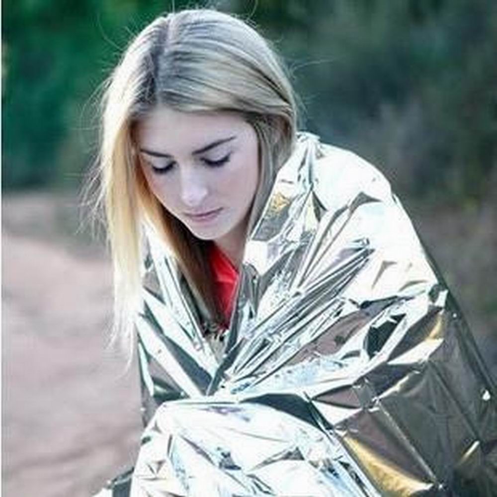 Emergency Blanket Outdoor Surv - đánh giá và giá Emergency Mylar Blanket